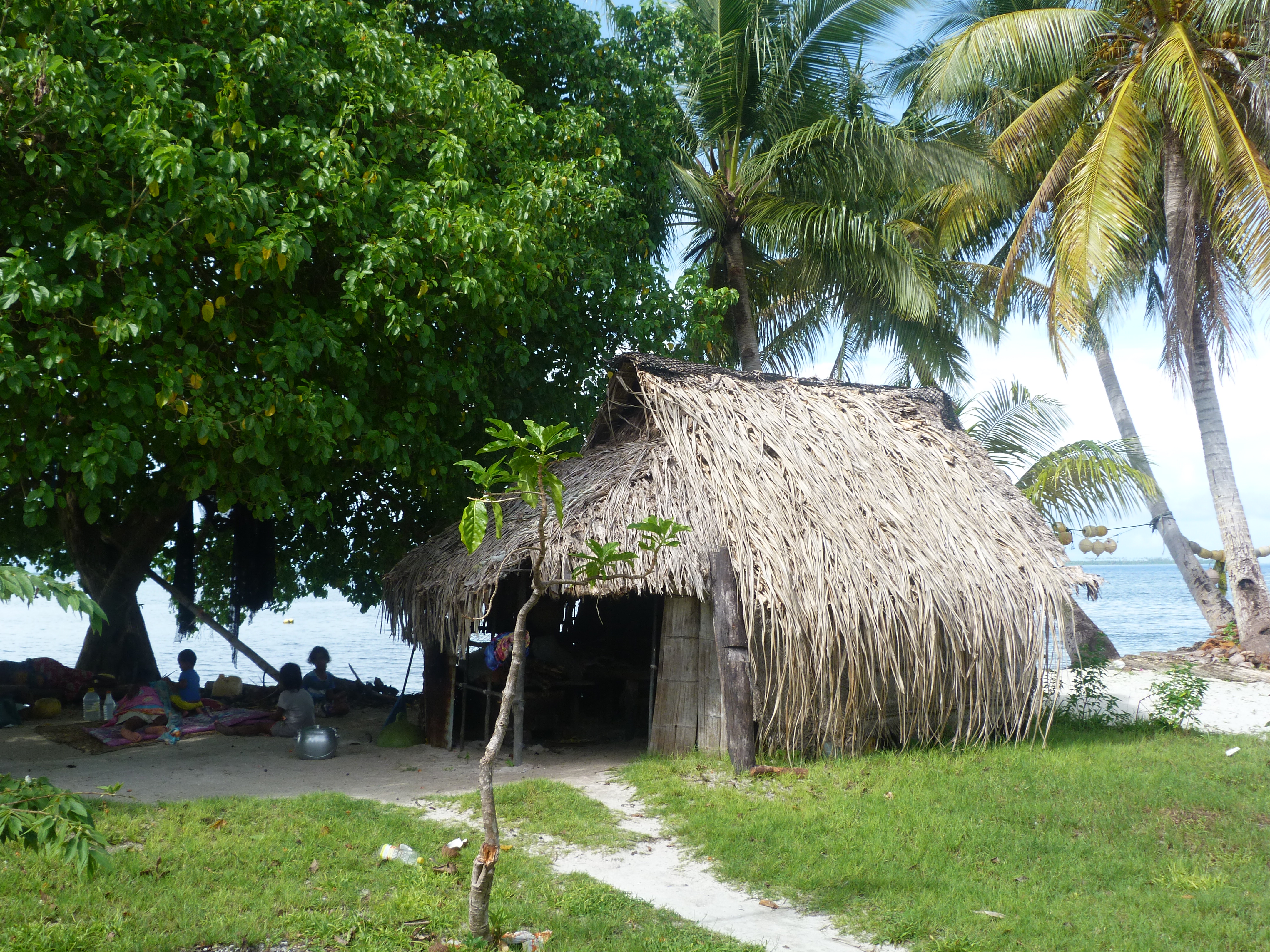 Папуасы дом на сваях